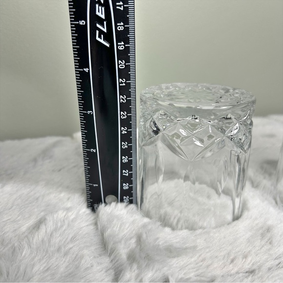 Double Old Fashioned Textured Whiskey Shot Glasses Set Pair of 2 | 6 oz Tumblers - Picture 5 of 7